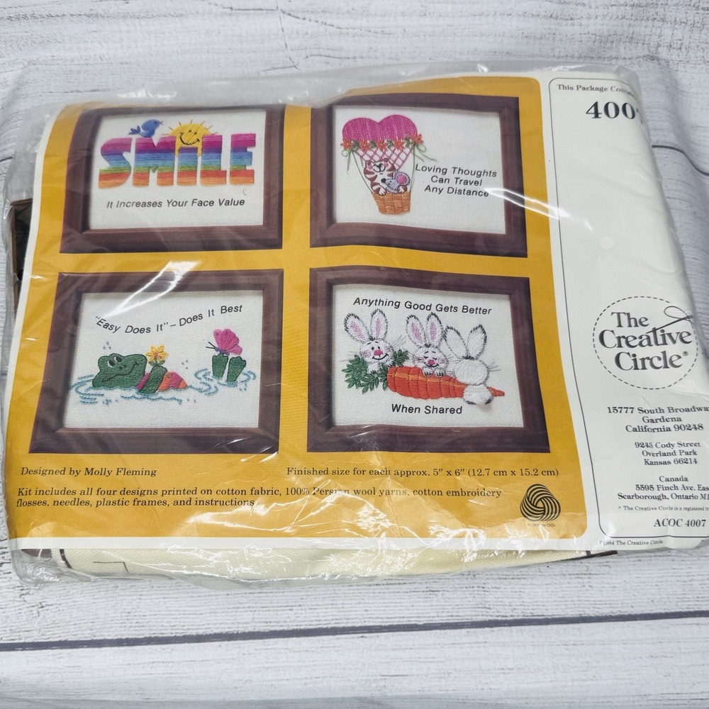 Creative Circle #4007 Think Happy Kit Vintage 1980's‎ Brand New